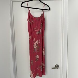 Aritzia Wilfred Bellow Dress - Never worn tags on